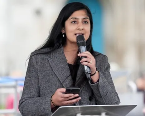 The Coventry South MP Seeks Advice From Libel Legal Experts In the Wake of Dispute With Jeremy Corbyn Over Party Funds